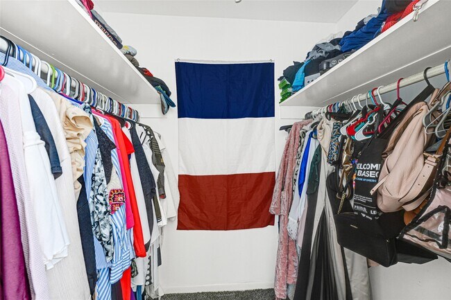 Building Photo - 1109 Frances Dr