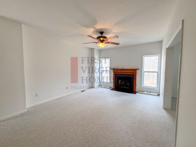 Building Photo - Zion Crossroads Colonial Rental 3Bed/2.5Bath