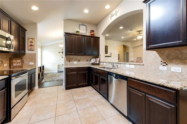 Building Photo - 1802 Discovery Blvd