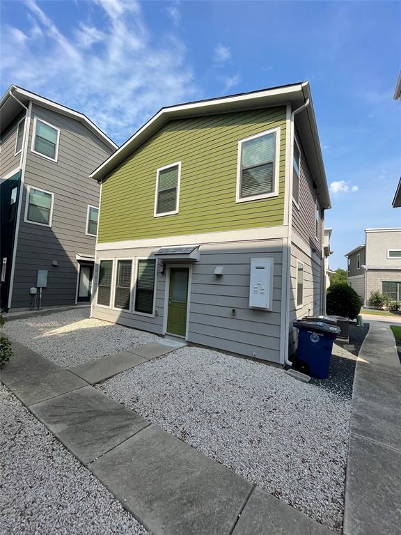 Building Photo - 1412 Lorraine Loop