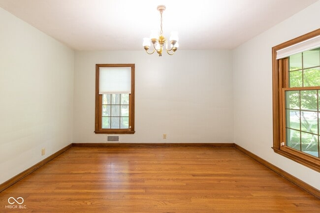 Building Photo - 6353 Riverview Dr