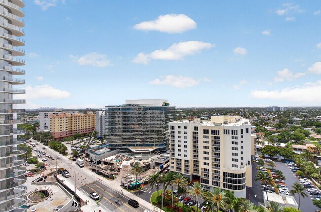 Building Photo - 1370 S Ocean Blvd