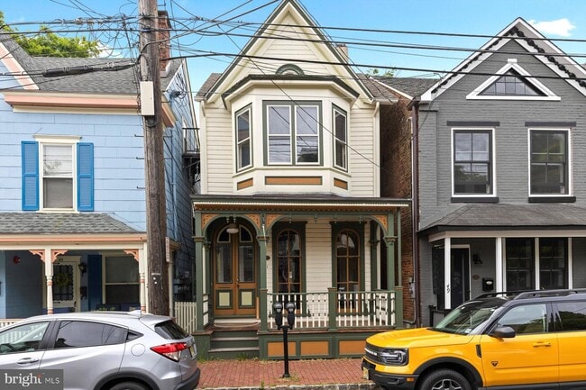 Building Photo - 51 Coryell St