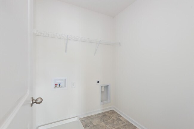 Building Photo - 112 Kaley Ln