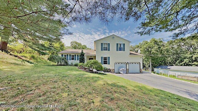 Building Photo - 31 Oakland Dr
