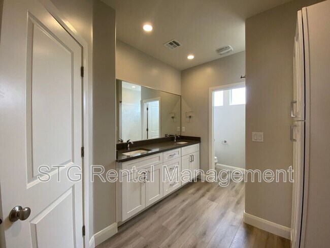 Building Photo - 1139 S 4380 W