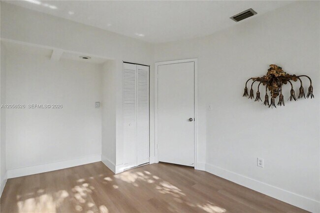 Building Photo - 11459 SW 110th Ln