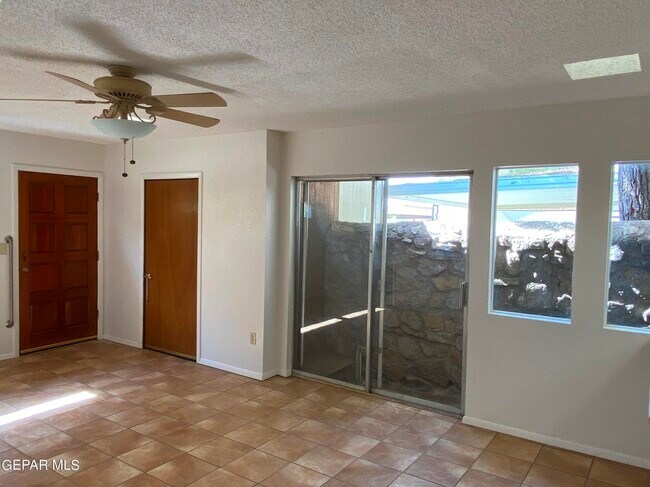 Building Photo - 214 Montego Bay Dr