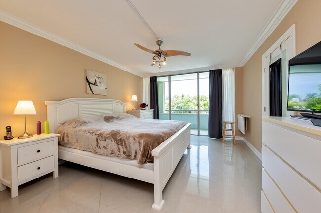 Building Photo - 1112 Ocean Terrace