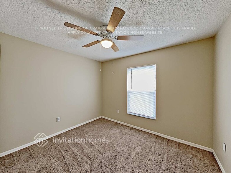 Building Photo - 106 Quiet Oak Ct