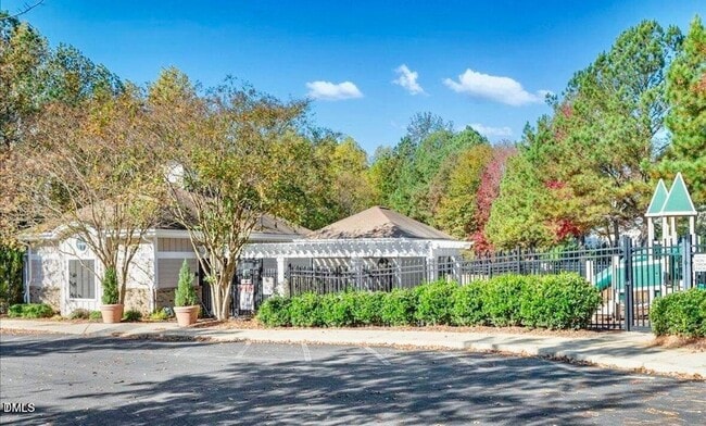 Building Photo - 213 Bikram Dr