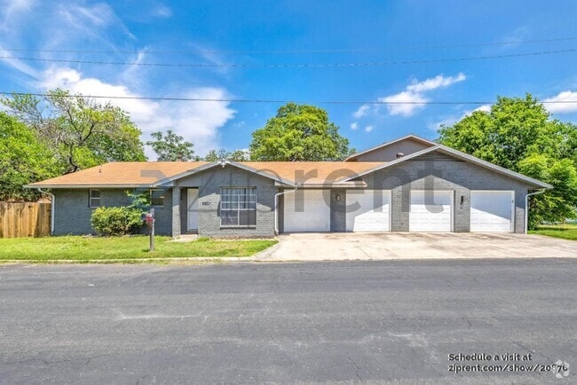 Building Photo - 8907 Reininger Dr