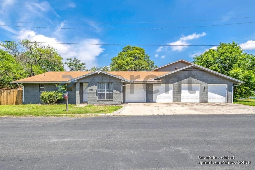 Primary Photo - 8907 Reininger Dr
