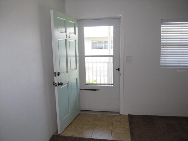 Building Photo - 5924 5th Ave N