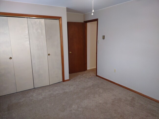 Building Photo - 601 Mallard Rd