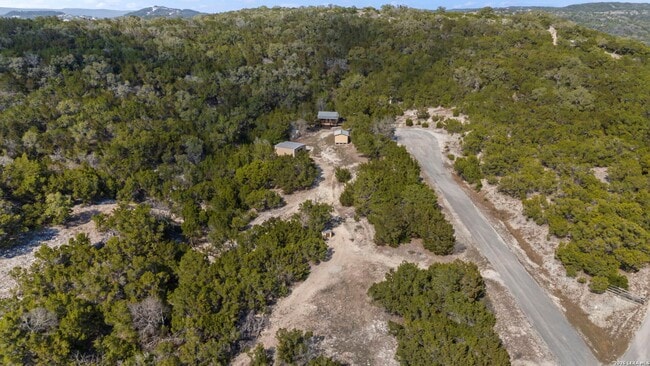 Building Photo - 1597 Pipe Springs Dr