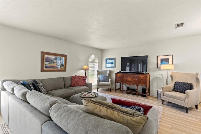 Building Photo - 2906 Whitemarsh Cir