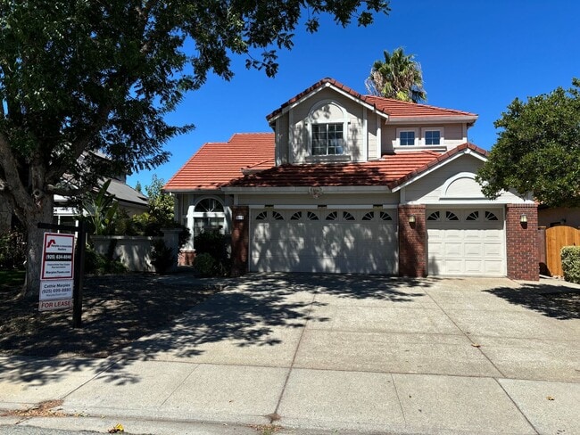 Building Photo - 5021 Chaparral Ct