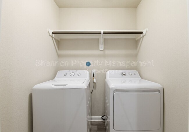 Building Photo - 24907 Bastiani Canvas Ln