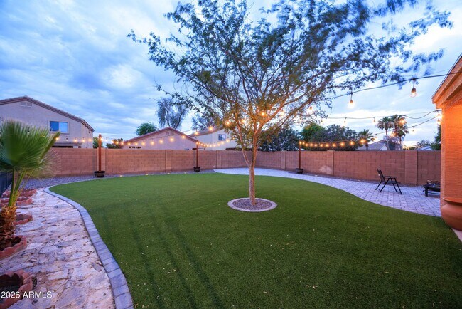 Building Photo - 42921 W Camino de Janos
