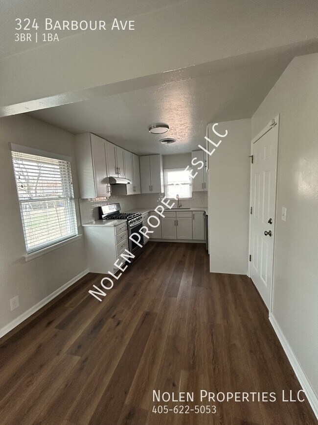 Building Photo - 324 Barbour Ave