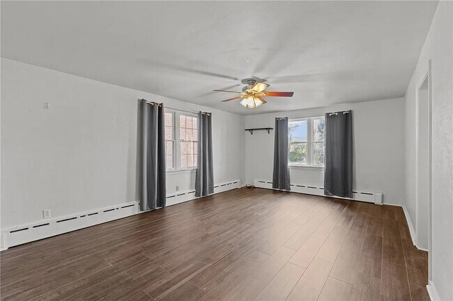 Building Photo - 207 Giffin Ave