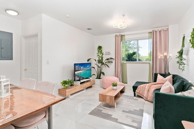 Building Photo - 2280 SW 32nd Ave