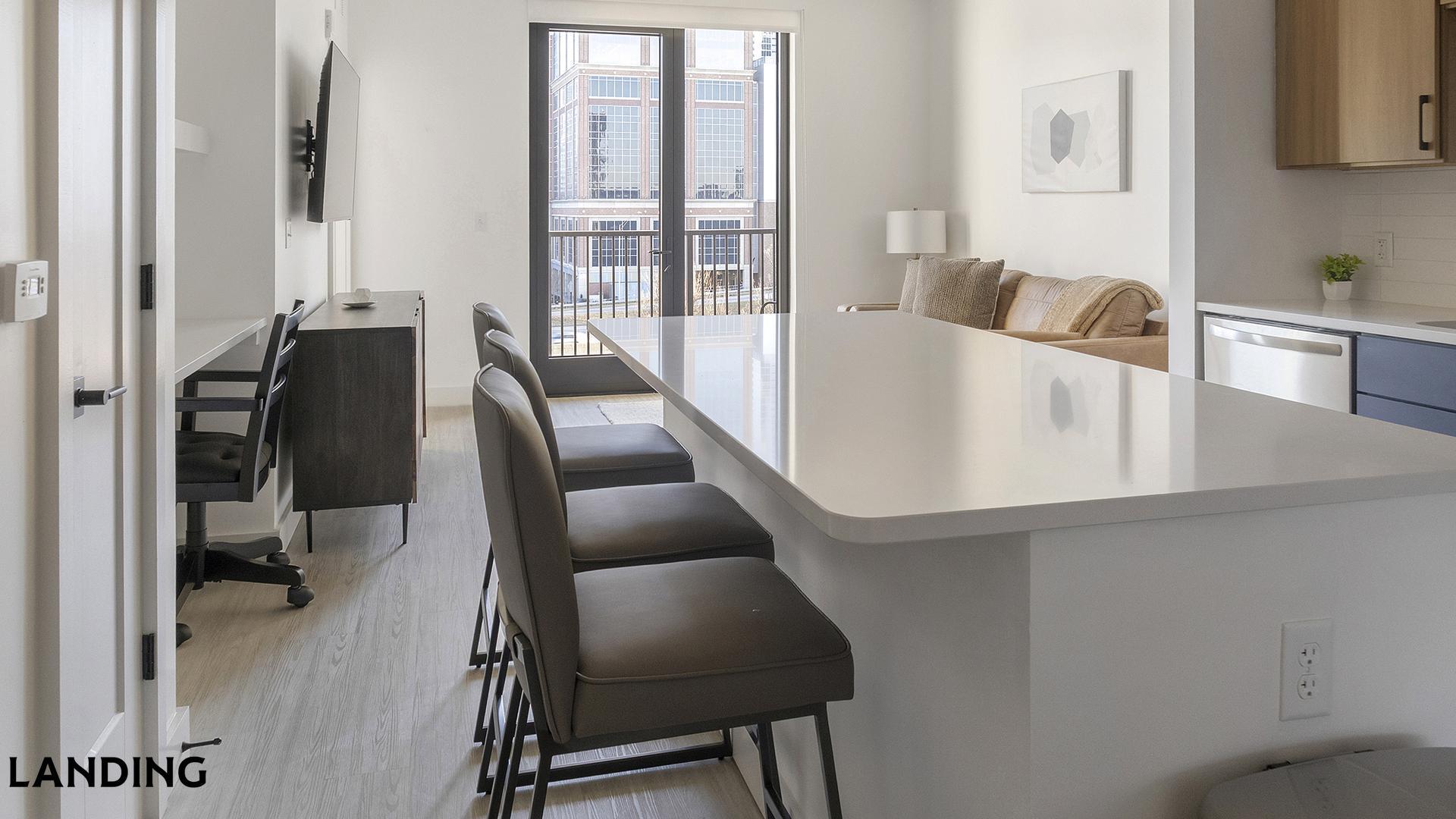 Building Photo - 1007 S Mint St