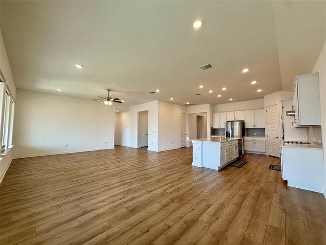 Building Photo - 104 Nuntree Cv