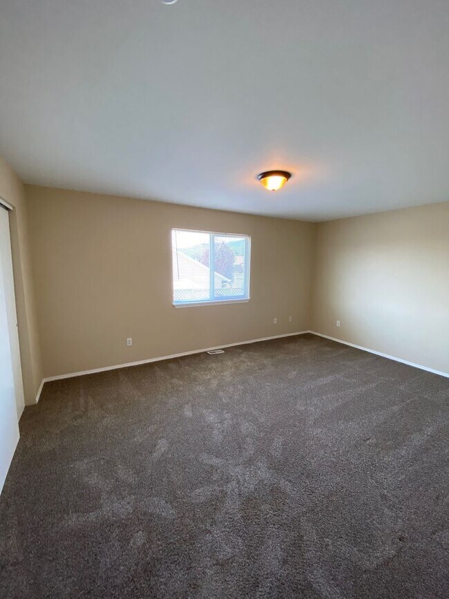 Building Photo - SINGLE FAMILY HOME ON STEVENS (RPM#40)