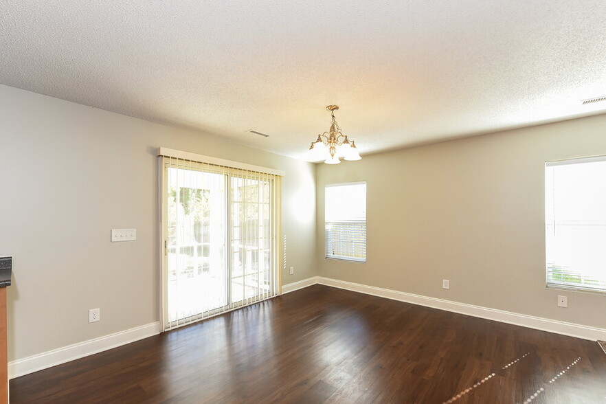 Building Photo - 6542 Guard Hill Dr