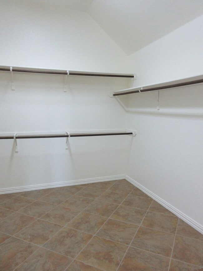 Building Photo - Four Bedroom Home in Round Rock - Paloma Lake