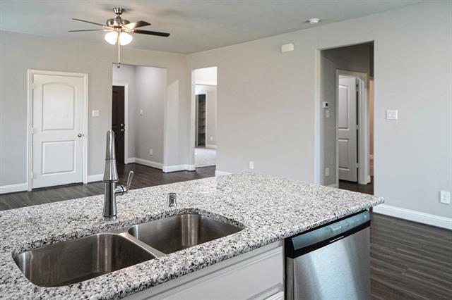 Building Photo - 1420 Brindle Dr