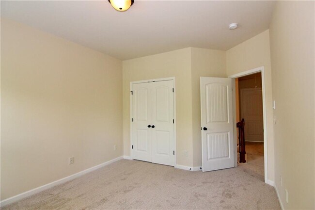 Building Photo - 1660 Jardin Ct