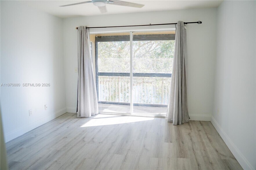 Building Photo - 1760 Palm Cove Blvd