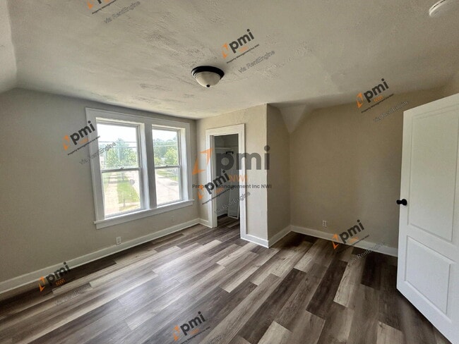 Building Photo - 215 Lafayette St