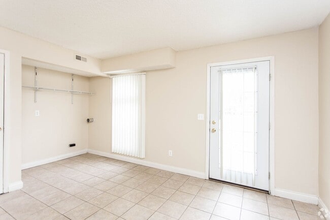 Building Photo - 4213 Appian Way W