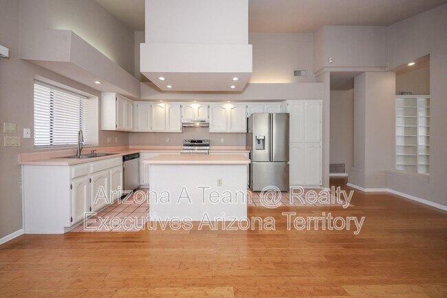 Building Photo - 7847 E Marquise Dr