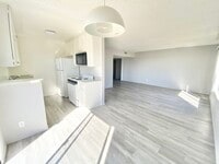 Building Photo - 3747 Glendon Ave