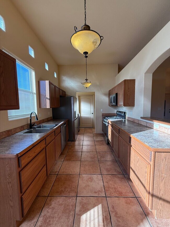 Building Photo - 4804 Camino Dos Vidas