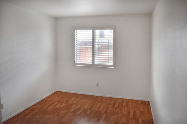 Building Photo - Welcome to Valley Crest Condos!