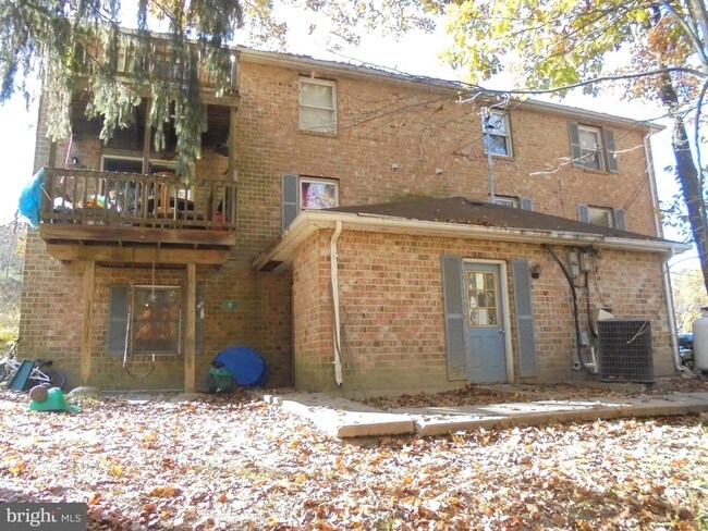 Building Photo - 51 Ed Turner Ln