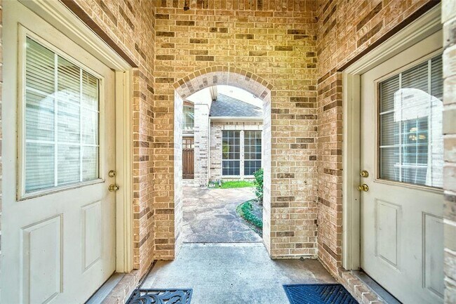 Building Photo - 1806 Rock Spring Ct