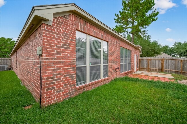 Building Photo - 17603 Burkhart Ridge Dr