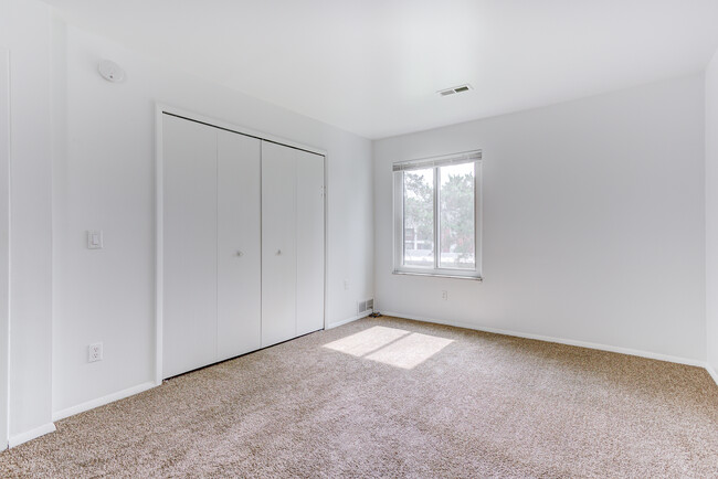 Bedroom Closet - 32005 W 12 Mile Rd