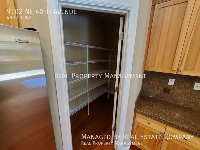 Building Photo - 9102 NE 40th Ave