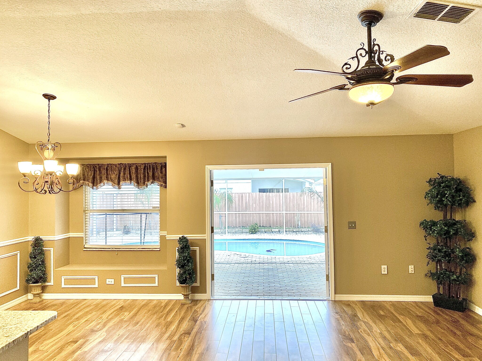 Building Photo - 22815 Richardson Ln