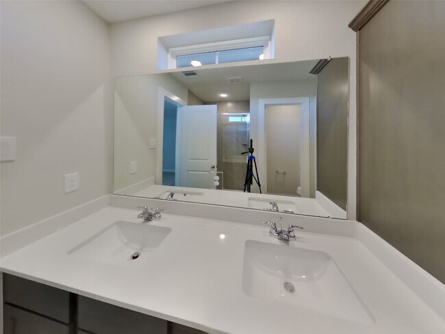 Building Photo - 22809 Terrazzo Dr