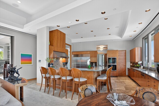 Building Photo - 17534 Los Morros
