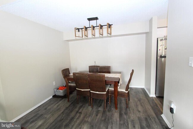 Building Photo - 1016 Aspen Dr